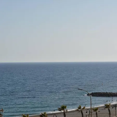 Estudio Delante Del Mar